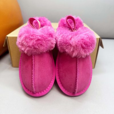 UGG Funkette Slipper — 7