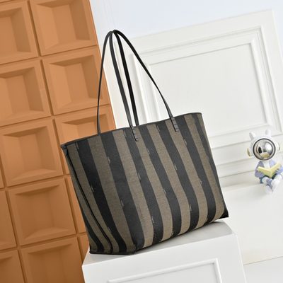 Fendi Roll Large Tote Bag (T) — 3