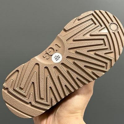 UGG Tazz (or UGG Tazz II) slip-on platform slippers — 5