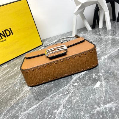 Fendi Selleria Baguette bag (T) — 6