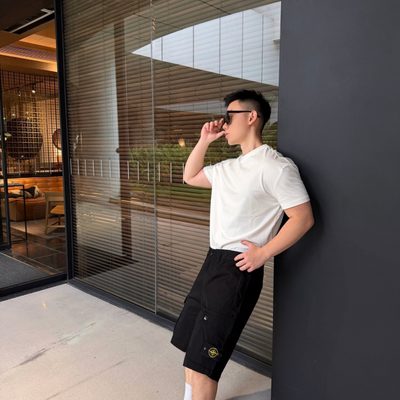 Stone Island cargo shorts — 3