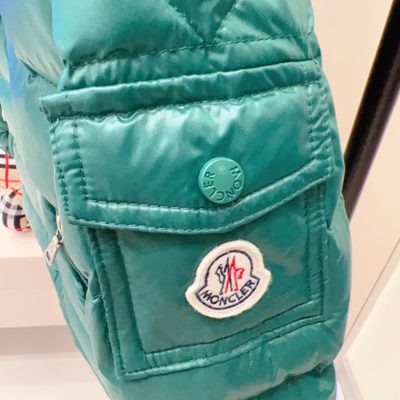 Moncler Enfant Maya Hooded Short Down Jacket — 7