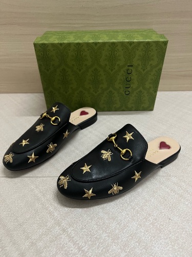 Gucci Princetown black leather mules — 3