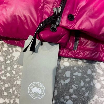 Canada Goose hot pink, quilted, cropped puffer jacket — 12
