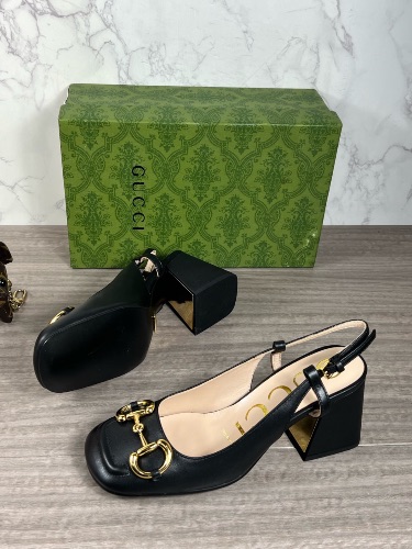 Gucci Horsebit leather slingback pumps