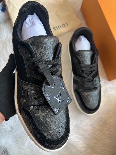 Louis Vuitton Trainer Black Monogram sneakers — 3
