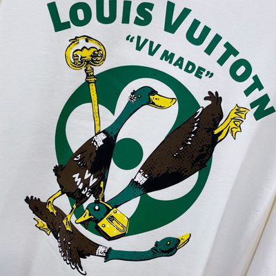 LV crewneck sweatshirt — 7