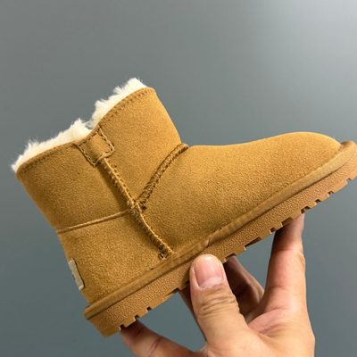 UGG Bailey Button style or similar children's and adult snow-boot — 6