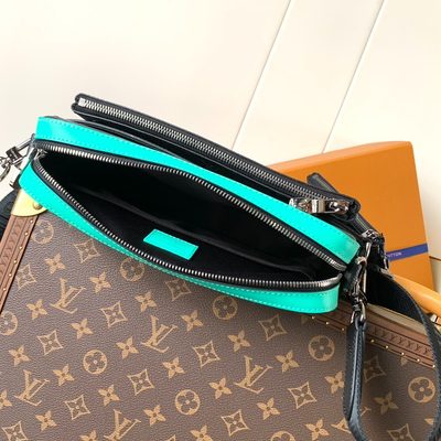 Louis Vuitton Trio Messenger Bag — 7