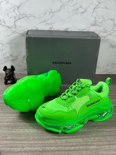 Balenciaga Triple S Clear Sole sneakers
