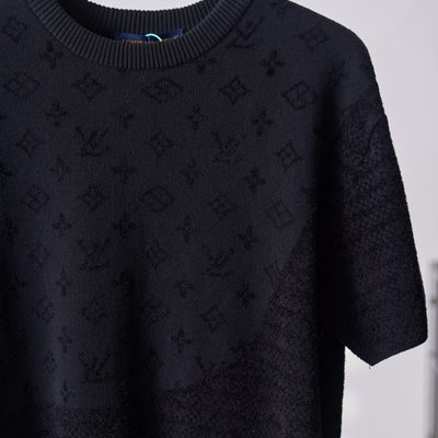 Louis Vuitton Graphic Jacquard Short-Sleeved Crewneck — 5