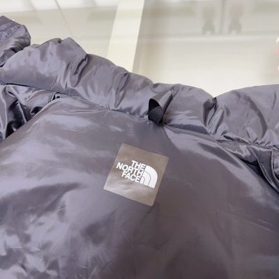 The North Face kids Hooded Jacket — 7