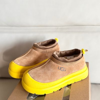 UGG Tasman Weather Hybrid shoe — 8