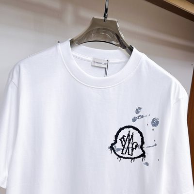 Moncler white spray-printed t-shirt — 3