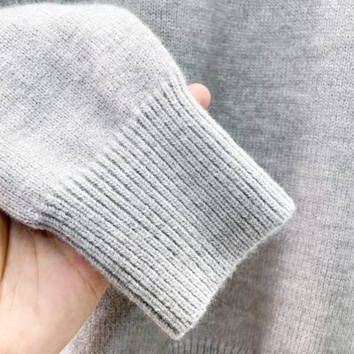 Burberry crewneck knit sweater — 5