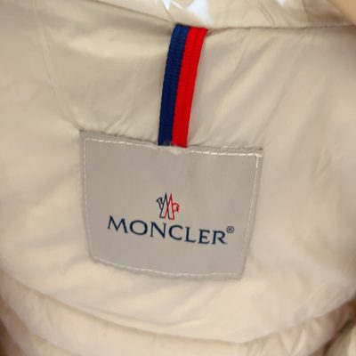 Moncler Enfant Donvar Down Hooded Short Puffer Jacket — 7