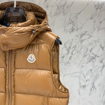 Moncler Bormes down gilets — 6