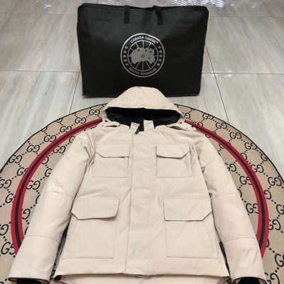 Canada Goose men's hooded parka with four