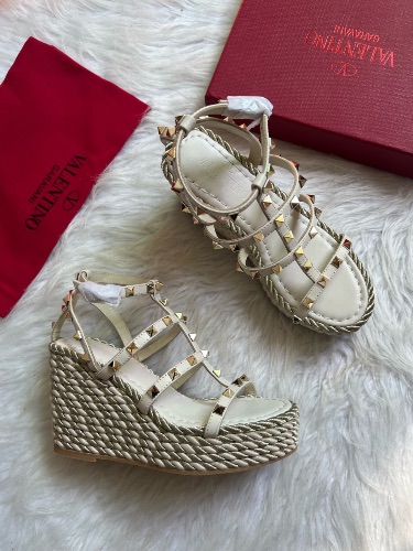 Valentino Garavani Ivory Rockstud Wedge Sandals
