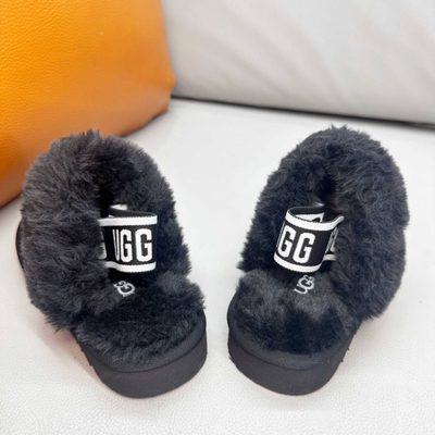 UGG Funkette Slipper — 3