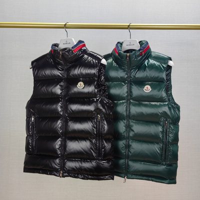 Moncler Men's Ouse Hooded Down Gilet — 7