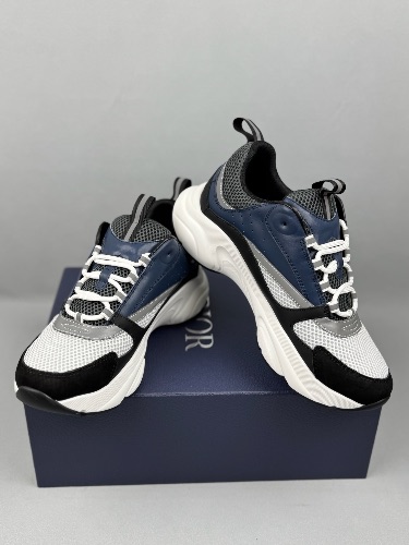 Dior B22 sneakers in a blue grey colorway — 4