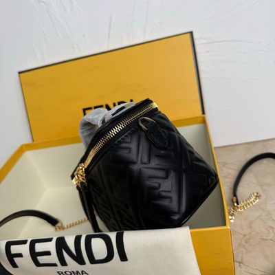 Fendi Vanity mini-bag (T) — 3