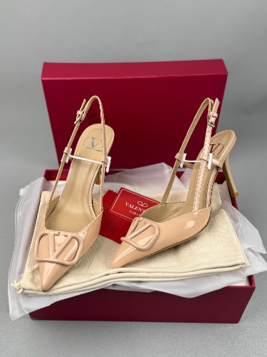 Valentino Garavani VLogo Signature patent leather slingback pumps