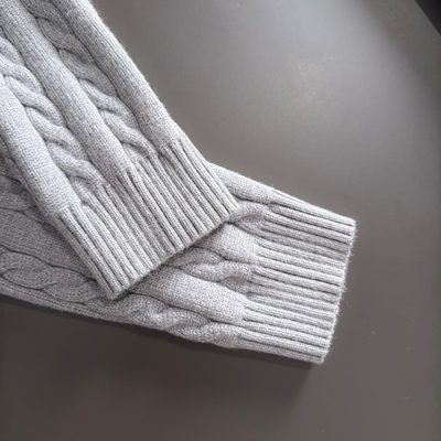 Burberry long-sleeved knit sweater — 3