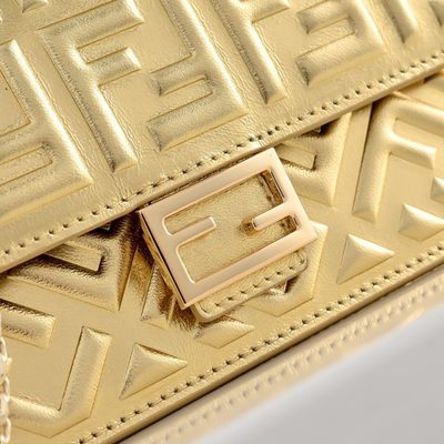Fendi Baguette Wallet on Chain (T) — 3