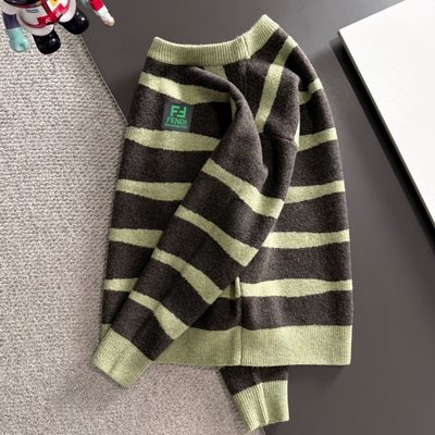 Fendi crewneck knit sweater — 7