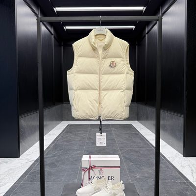 Moncler Belice Down Gilet — 3