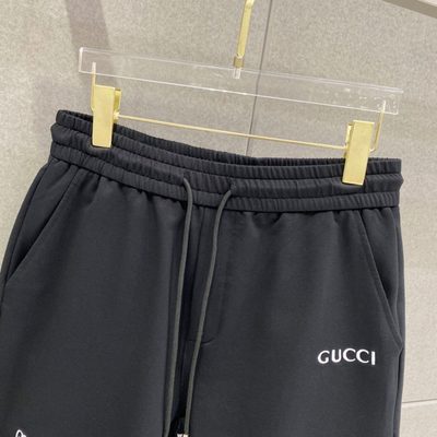 Gucci shorts — 3