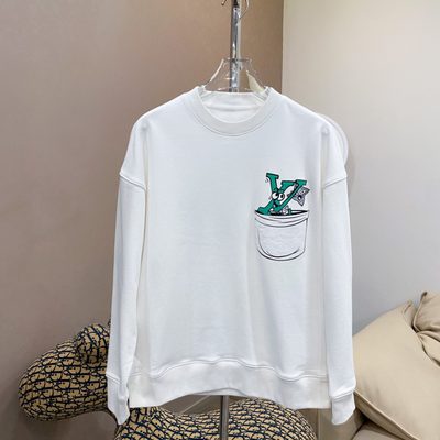 LV crewneck sweatshirt — 5