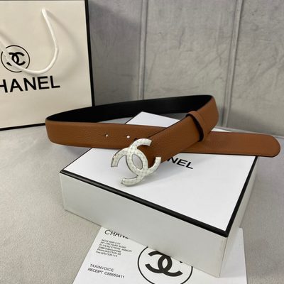 Chanel leather belt featuring a camel calfskin strap and a golden metal CC buckle — 6