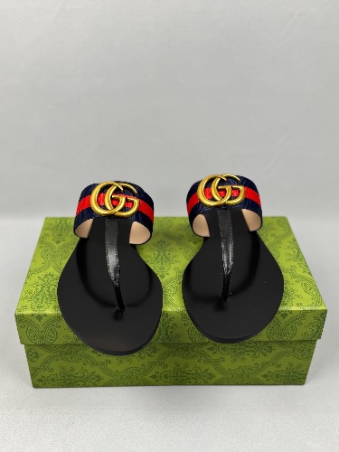 Gucci GG Marmont thong sandals — 3