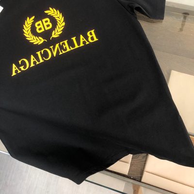 Balenciaga T-Shirt — 7