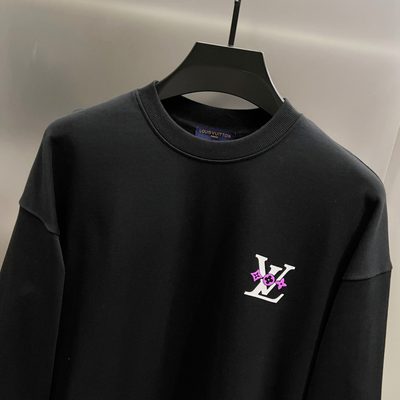 LV crewneck sweatshirt — 9