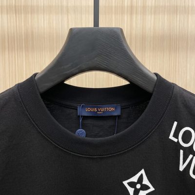 Louis Vuitton T-shirt — 6