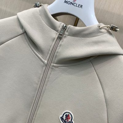 Moncler zip-up hoodie and matching cargo sweatpants set — 3