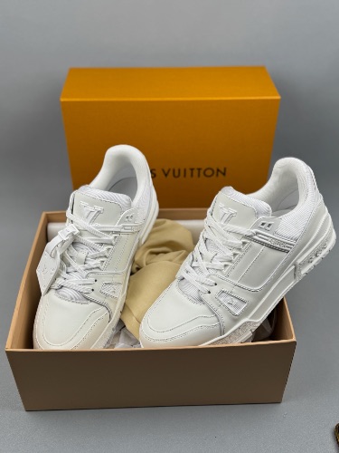 Louis Vuitton LV Leather Trainers