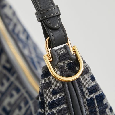Fendi Fendigraphy Shoulder Bag (T) — 7