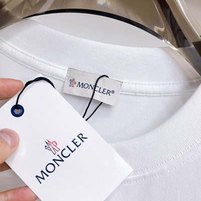 Moncler white spray-printed t-shirt — 5