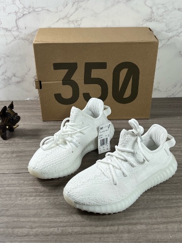 Adidas Yeezy Boost 350 V2 sneakers — 4