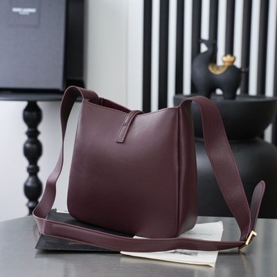 Saint Laurent Le 5 à 7 leather shoulder bag — 4
