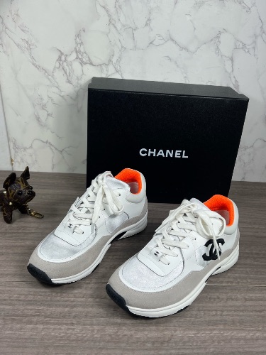 CHANEL lace-up sneakers — 3