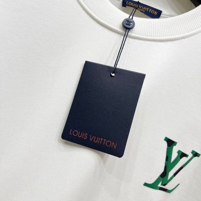 LV crewneck sweatshirt — 4