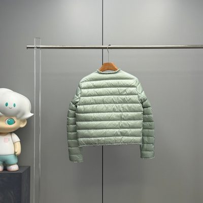 Moncler Fleurs Bouclé-Trimmed Short Down Jacke — 9