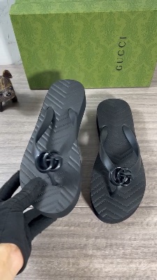 Gucci Marmont thong sandals — 5