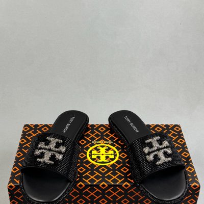 Tory Burch Everly Crystal Logo slide sandals — 4